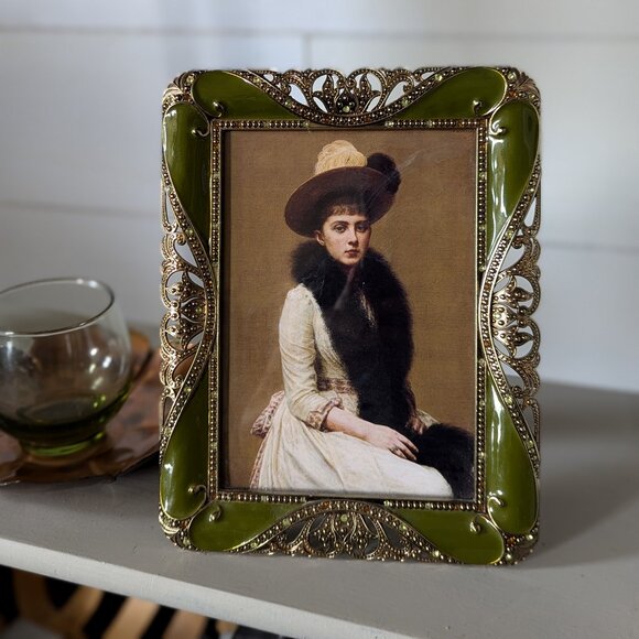 Belle Maison Decorative Jewels Enamel Picture Frame 5x7-Green - Picture 1 of 3